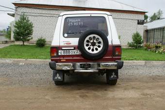1988 Mitsubishi Pajero Pictures