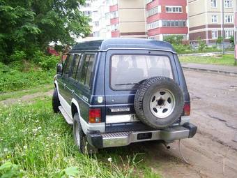 1988 Mitsubishi Pajero Photos