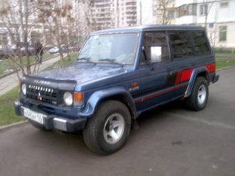 1989 Mitsubishi Pajero Photos