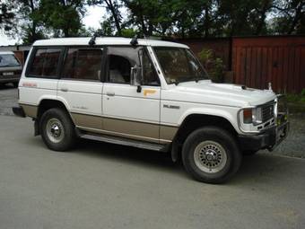 1989 Mitsubishi Pajero Wallpapers