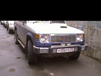 1990 Mitsubishi Pajero