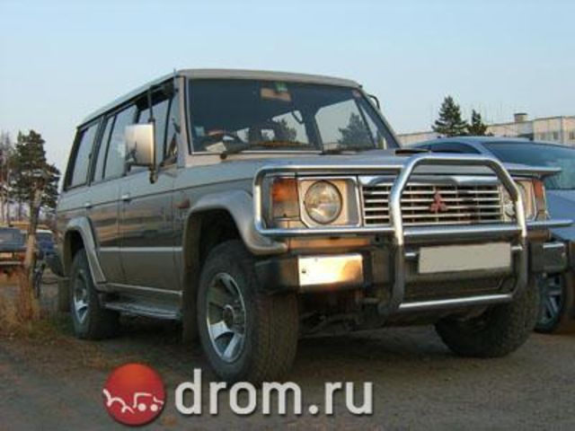 1990 Mitsubishi Pajero