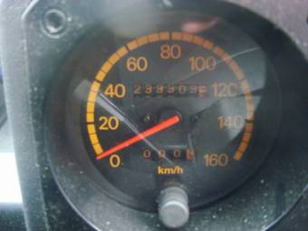 1990 Mitsubishi Pajero Photos