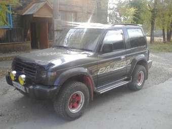 1991 Mitsubishi Pajero Pics