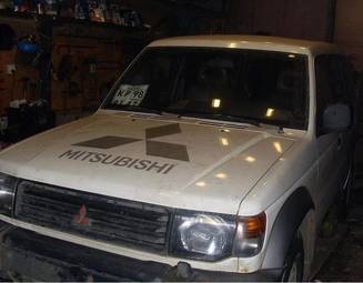 1991 Mitsubishi Pajero Photos