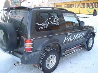 1991 Mitsubishi Pajero Pictures