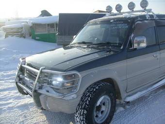 1991 Mitsubishi Pajero Photos
