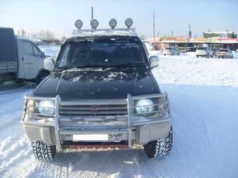 1991 Mitsubishi Pajero Photos