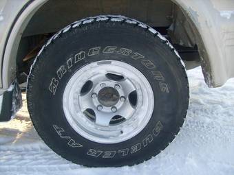 1991 Mitsubishi Pajero Pictures