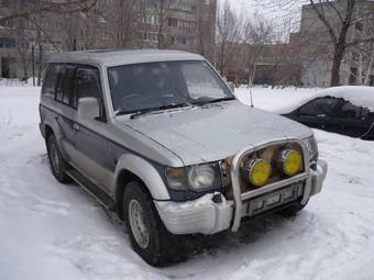 1991 Mitsubishi Pajero Pictures