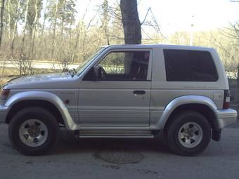 1991 Mitsubishi Pajero Photos