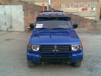 1991 Mitsubishi Pajero Pictures