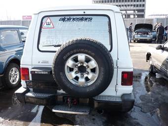 1991 Mitsubishi Pajero Photos