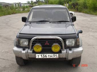 1991 Mitsubishi Pajero Pictures