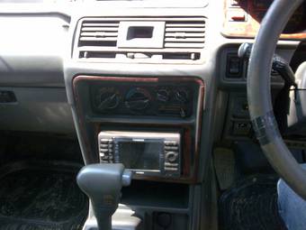 1991 Mitsubishi Pajero Photos