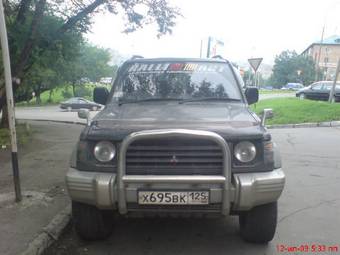 1991 Mitsubishi Pajero Photos