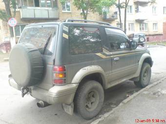 1991 Mitsubishi Pajero Photos