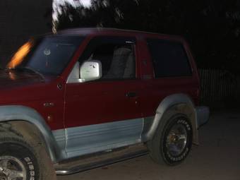 1991 Mitsubishi Pajero Pictures