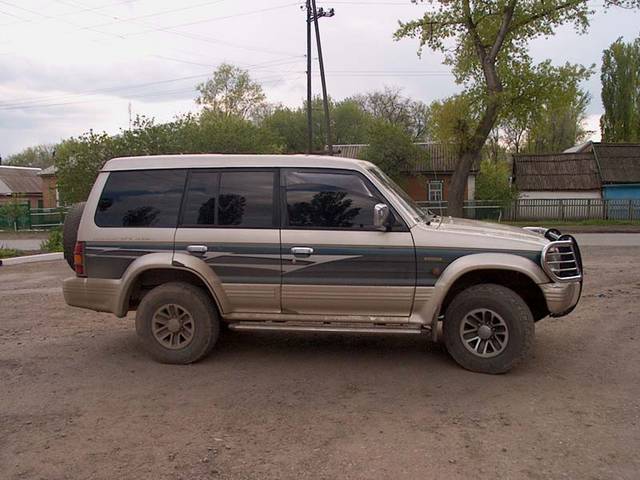 1992 Mitsubishi Pajero