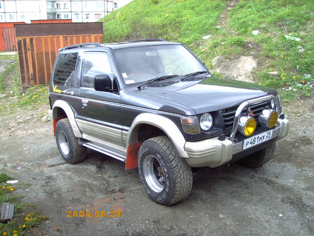 1992 Mitsubishi Pajero