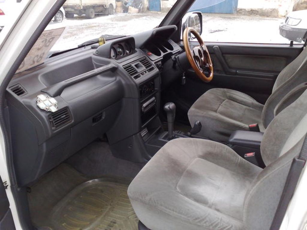 1992 Mitsubishi Pajero