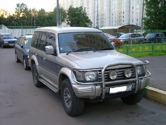 1992 Mitsubishi Pajero Pics