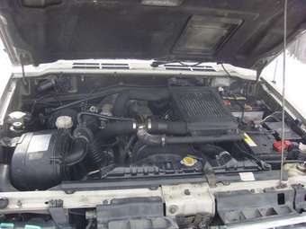 1992 Mitsubishi Pajero Pictures