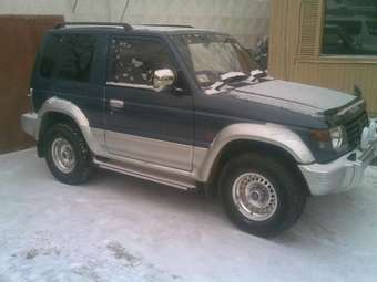 1992 Mitsubishi Pajero Photos