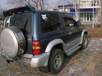 1992 Mitsubishi Pajero Photos