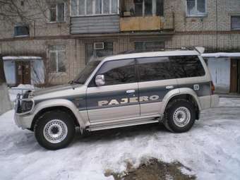 1992 Mitsubishi Pajero Photos