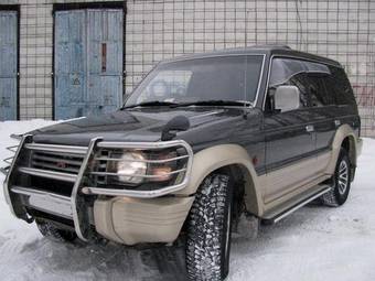 1992 Mitsubishi Pajero Photos