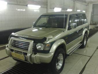 1992 Mitsubishi Pajero Pictures