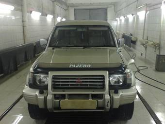 1992 Mitsubishi Pajero Pictures