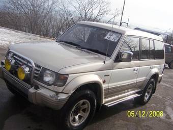 1992 Mitsubishi Pajero Photos