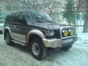 1992 Mitsubishi Pajero Pics