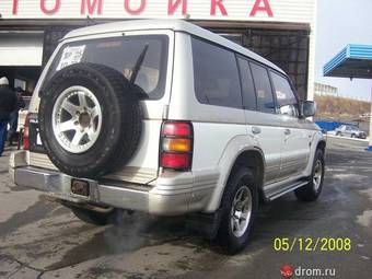 1992 Mitsubishi Pajero Pictures