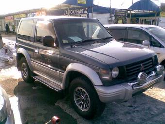 1992 Mitsubishi Pajero Pictures