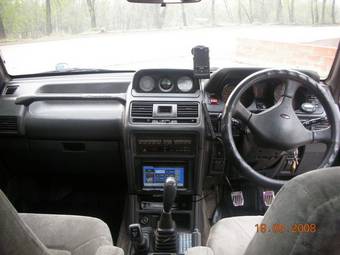 1992 Mitsubishi Pajero Pictures