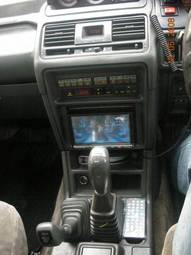 1992 Mitsubishi Pajero Pictures