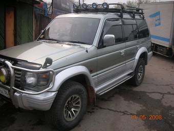 1992 Mitsubishi Pajero Photos