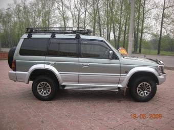 1992 Mitsubishi Pajero Photos