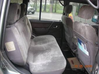 1992 Mitsubishi Pajero Pictures