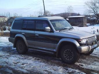 1992 Mitsubishi Pajero Pictures