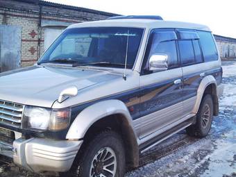 1992 Mitsubishi Pajero Photos