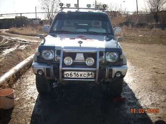 1992 Mitsubishi Pajero Pictures