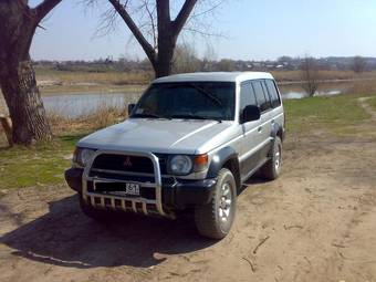 1992 Mitsubishi Pajero Photos