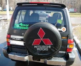 1992 Mitsubishi Pajero Pictures