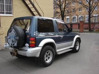 1992 Mitsubishi Pajero Photos