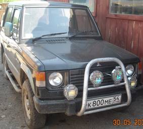 1992 Mitsubishi Pajero Photos
