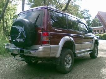 1992 Mitsubishi Pajero Pictures